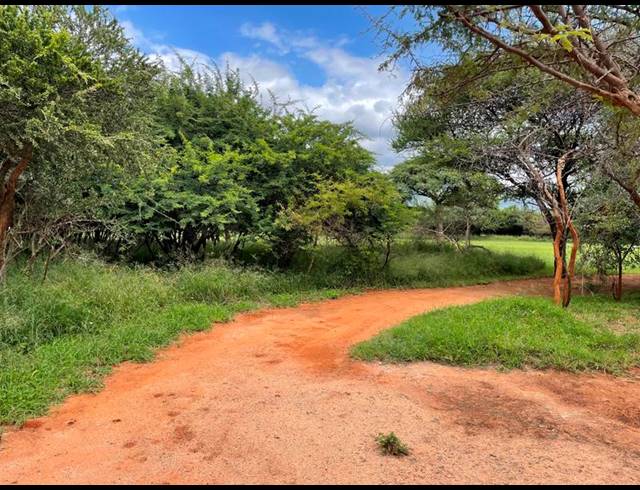 LAND FOR SALE IN CHROOM PARK